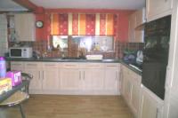 End-of-Terrace House, 4 bedrooms, Freehold