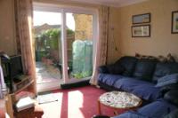 Mid-Terrace House, 3 bedrooms, Freehold