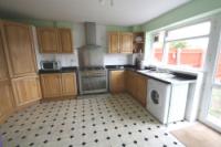 Semi-Detached House, 4 bedrooms, Freehold