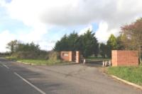 Land, 100 bedrooms, 