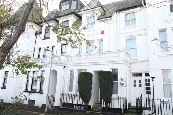 Mid-Terrace House, 4 bedrooms
