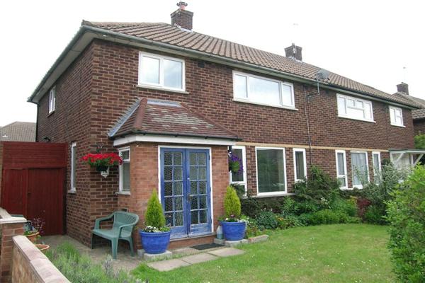 Semi-Detached House, 3 bedrooms, Freehold