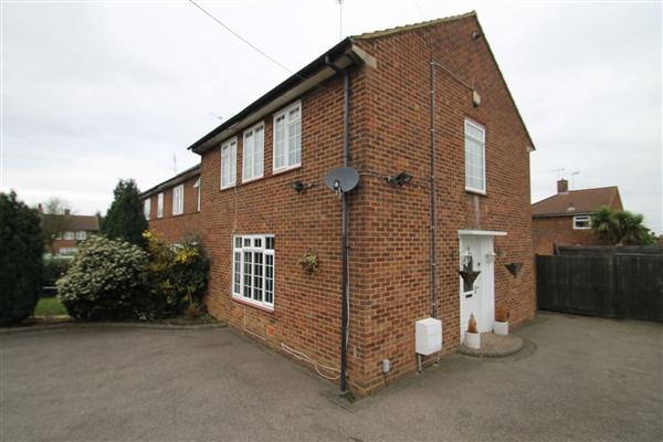 End-of-Terrace House, 3 bedrooms