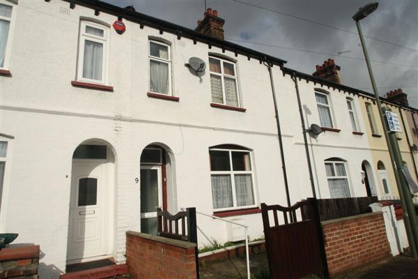 Mid-Terrace House, 3 bedrooms