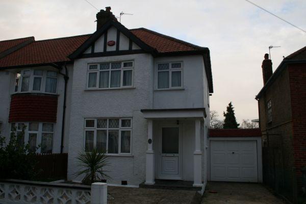 End-of-Terrace House, 3 bedrooms, Freehold