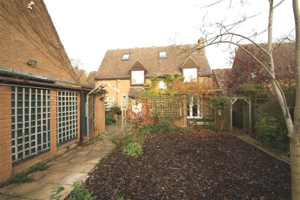Detached House, 5 bedrooms