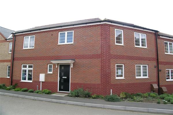 Mid-Terrace House, 3 bedrooms, Freehold