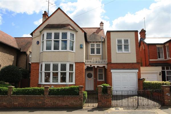 Detached House, 5 bedrooms