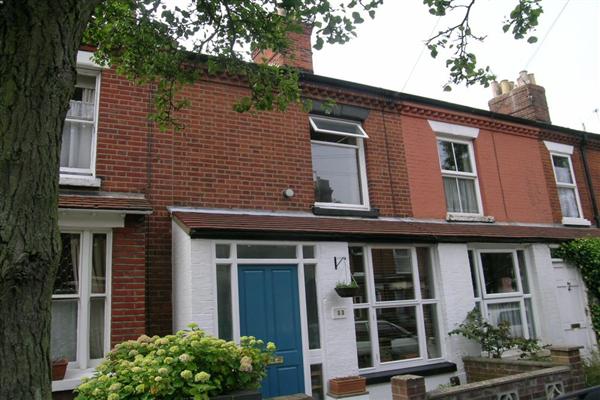 Mid-Terrace House, 3 bedrooms, Freehold