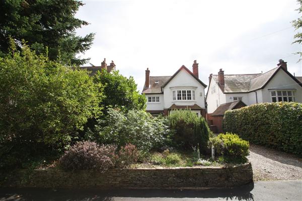 Detached House, 5 bedrooms
