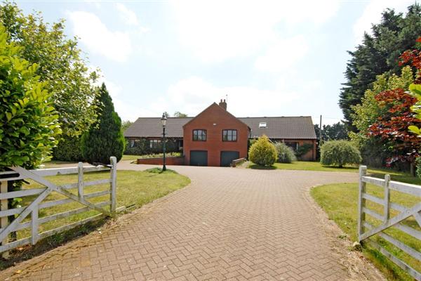 Detached House, 6 bedrooms, Freehold