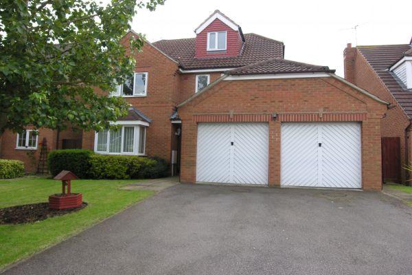 Detached House, 5 bedrooms, Freehold