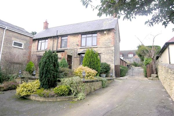 Cottage, 4 bedrooms, Freehold