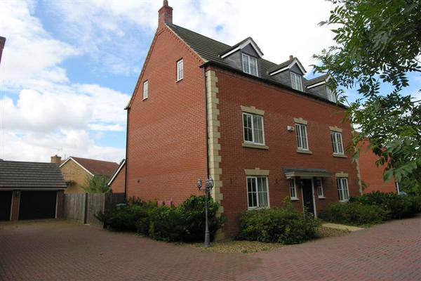 Detached House, 5 bedrooms, Freehold