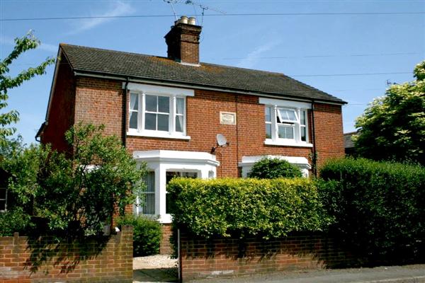Semi-Detached House, 3 bedrooms, Freehold