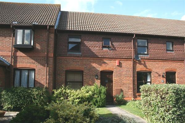 Mid-Terrace House, 2 bedrooms, Freehold