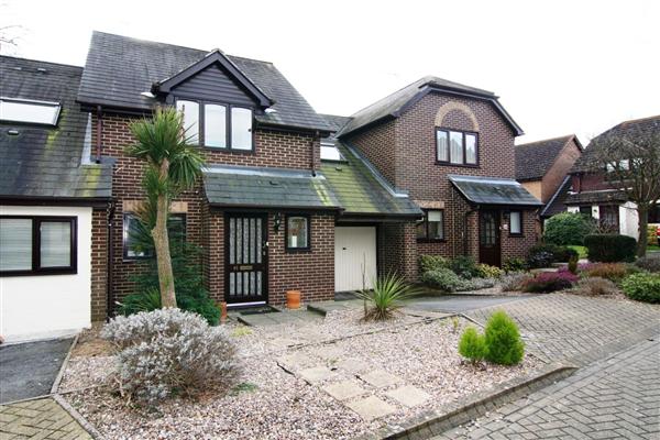 Mid-Terrace House, 3 bedrooms