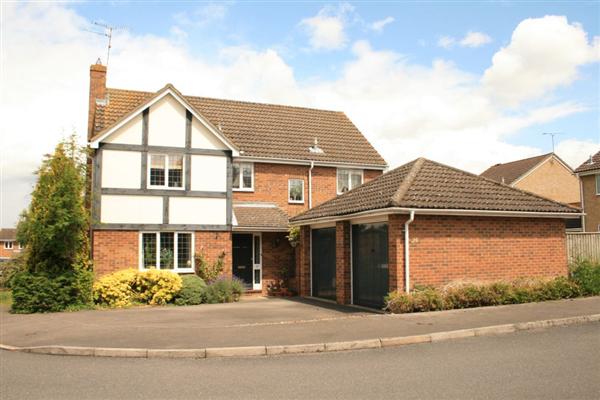 Detached House, 4 bedrooms
