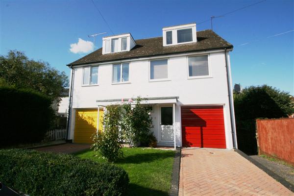 Semi-Detached House, 3 bedrooms