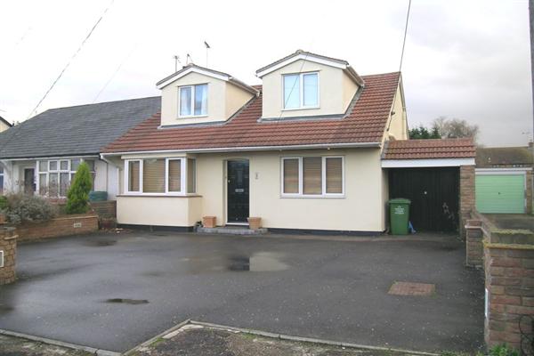 Semi-Detached House, 5 bedrooms, Freehold