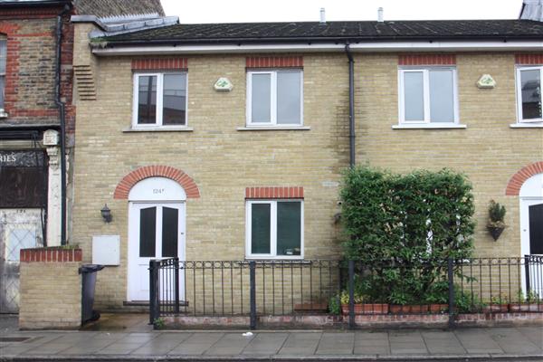 Mid-Terrace House, 2 bedrooms