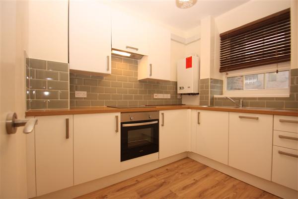 Flat / Apartment, 3 bedrooms