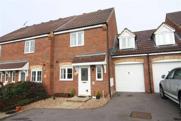 End-of-Terrace House, 3 bedrooms, Freehold