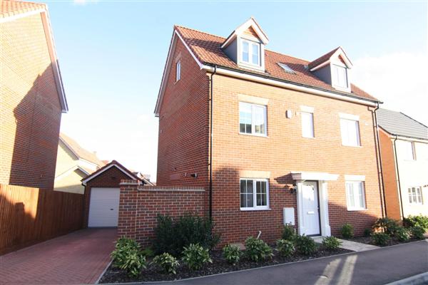 Detached House, 5 bedrooms