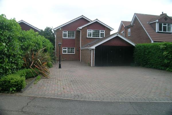 Detached House, 5 bedrooms