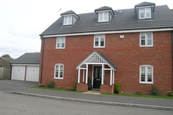 Detached House, 5 bedrooms