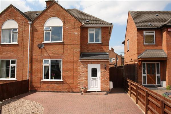 Semi-Detached House, 3 bedrooms