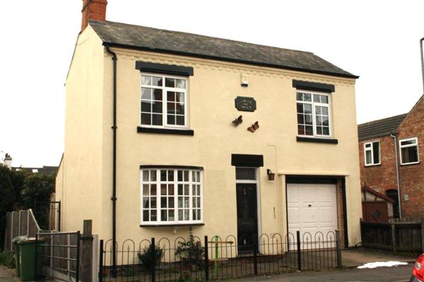 Detached House, 2 bedrooms, Freehold