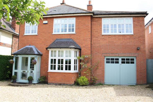 Detached House, 5 bedrooms