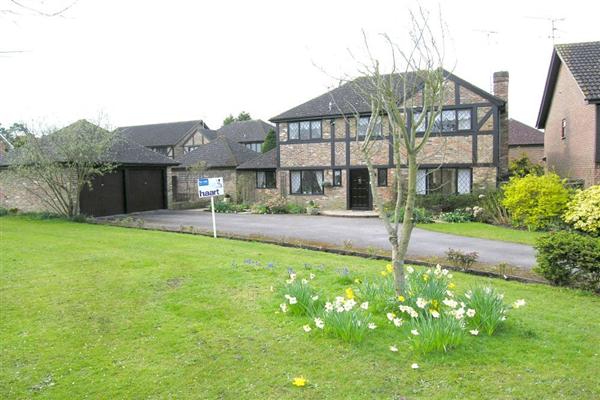 Detached House, 4 bedrooms, 