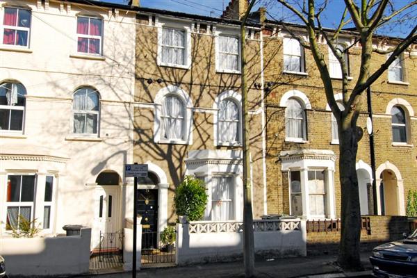 Mid-Terrace House, 4 bedrooms, Freehold
