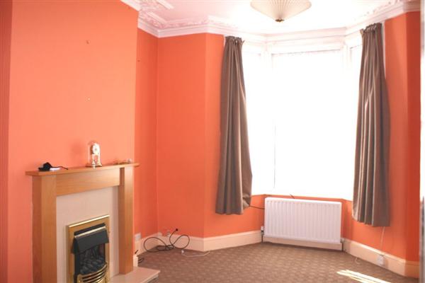 Mid-Terrace House, 2 bedrooms