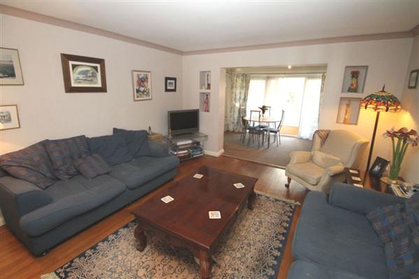 End-of-Terrace House, 3 bedrooms, Freehold