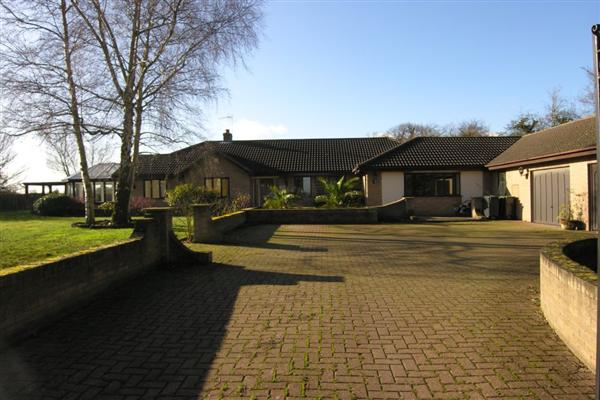 Bungalow, 3 bedrooms, Freehold
