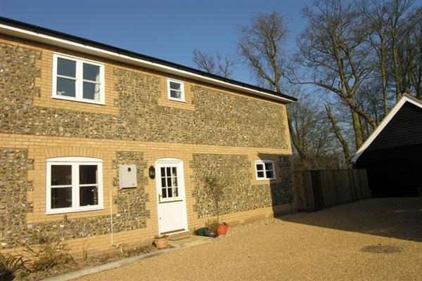 End-of-Terrace House, 4 bedrooms, Freehold