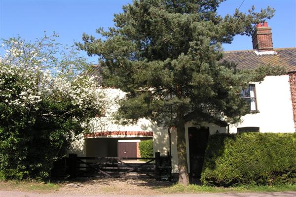 Semi-Detached House, 4 bedrooms