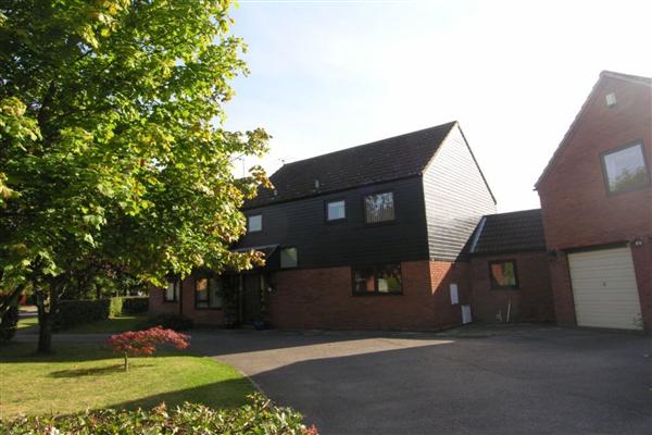 Detached House, 4 bedrooms
