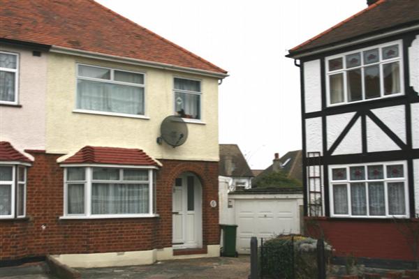 Semi-Detached House, 3 bedrooms, Freehold