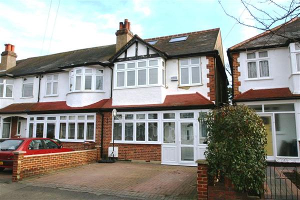 End-of-Terrace House, 4 bedrooms