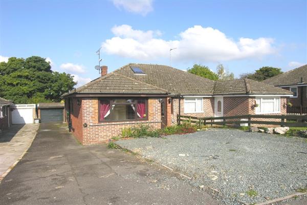 Bungalow, 4 bedrooms, Freehold