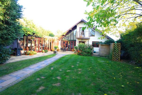 Detached House, 4 bedrooms