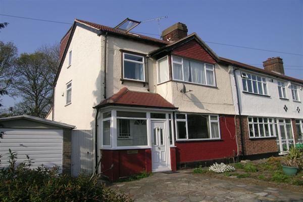 Mid-Terrace House, 4 bedrooms, Freehold
