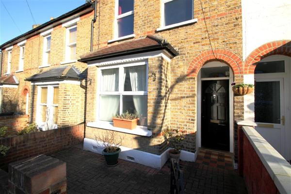 Mid-Terrace House, 3 bedrooms