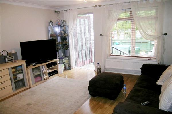 Mid-Terrace House, 2 bedrooms