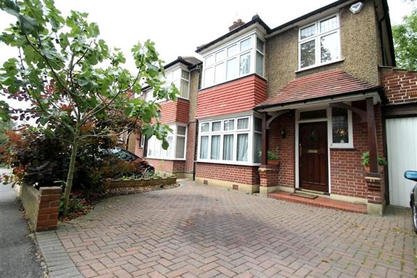 Semi-Detached House, 3 bedrooms, Freehold