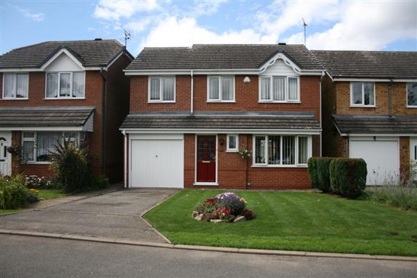 Detached House, 4 bedrooms, Freehold